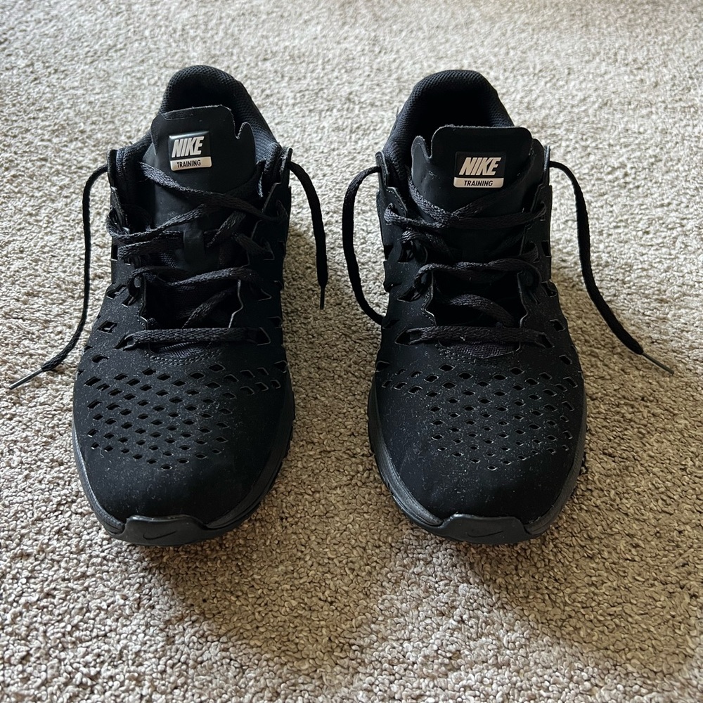 Nike Air Trainer 180 Triple Black Mens Sneakers